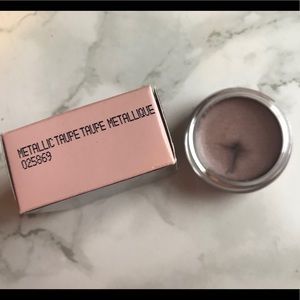 🆕 Mary Kay Cream Eyeshadow - Metallic Taupe
